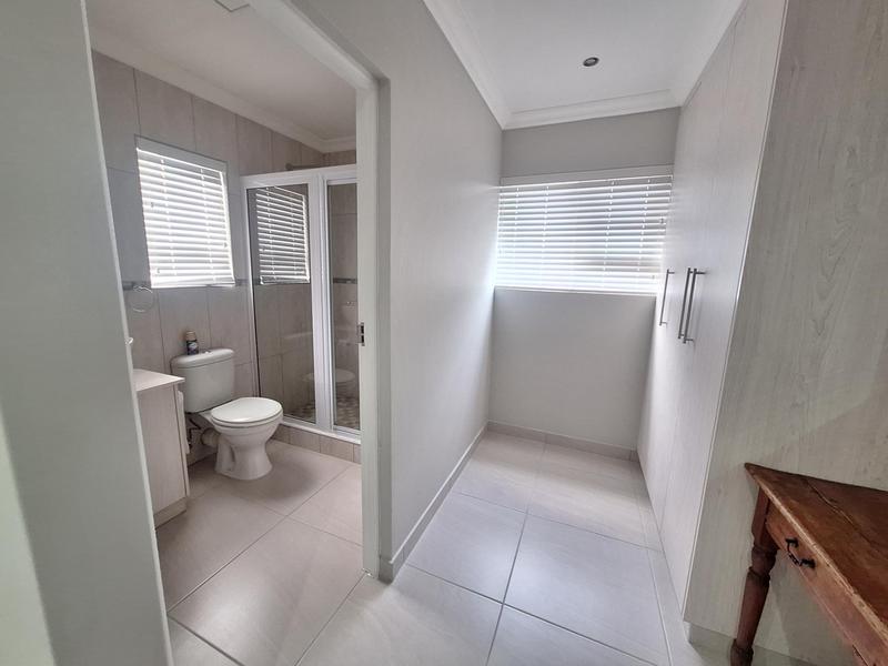4 Bedroom Property for Sale in Hartenbos Landgoed Western Cape